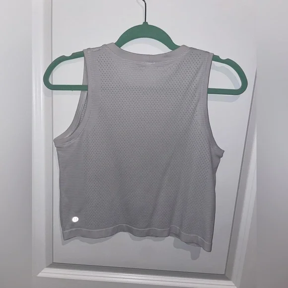 Lululemon Breeze by Muscle Cropped Tank - Picture 5 of 5